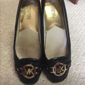Michael Kors black leather flats
